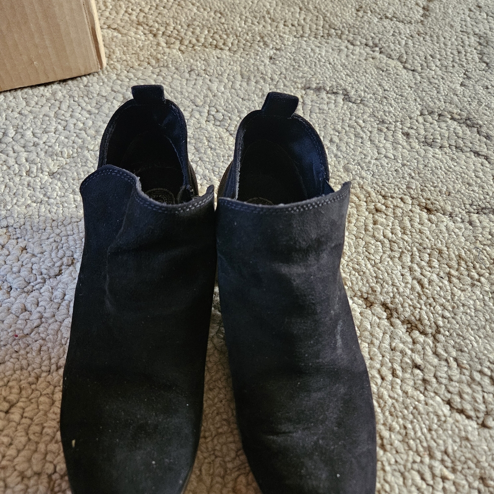 Sonoma Black Ankle Boots